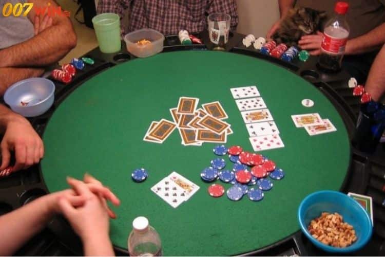 Các đặc điểm thu hút người chơi đến từ bộ môn poker